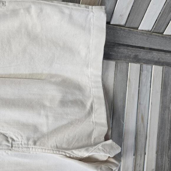 Women's High-Rise Loose A-Line Jean Shorts | Denizen from Levi's | 18 - Picture 2 of 9